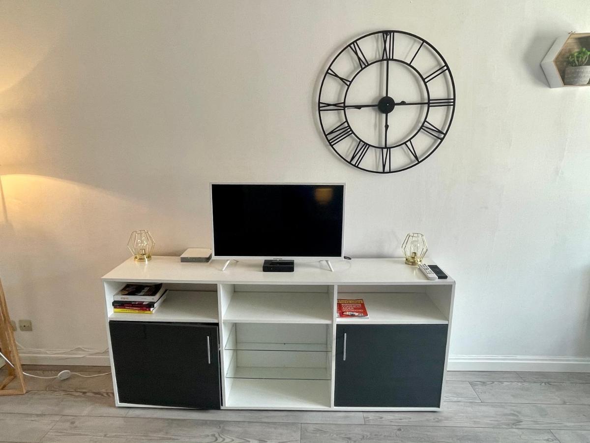 Appartement Entier Moissac Centre 30 M2 Calme Avec Cour Interieure Pour Velos A 50M Du Marche De Moissac Exteriör bild